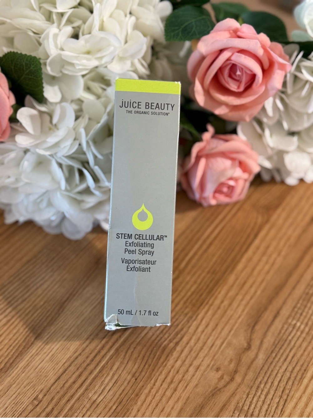 Juice Beauty Stem Cellular Exfoliating Peel Spray - Neon Yellow Accents